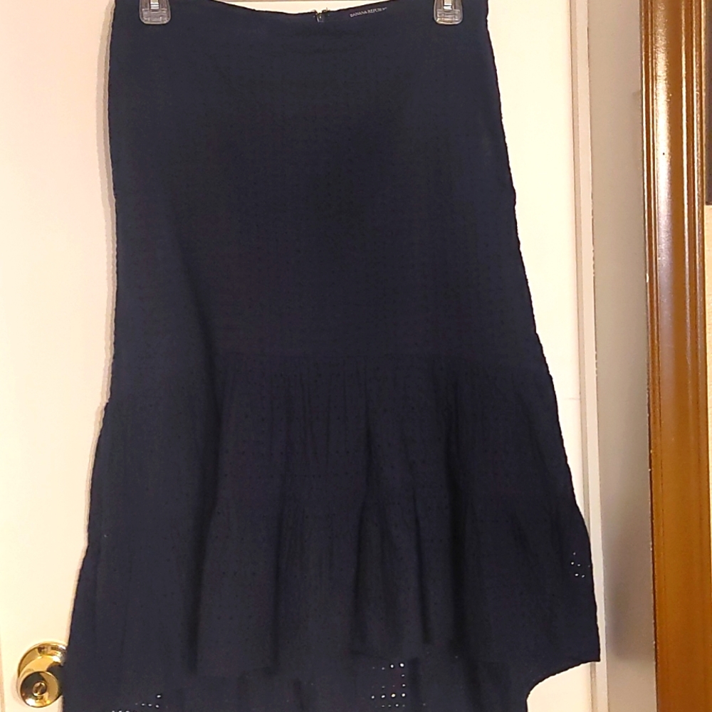 Banana Republic eyelet high/low skirt